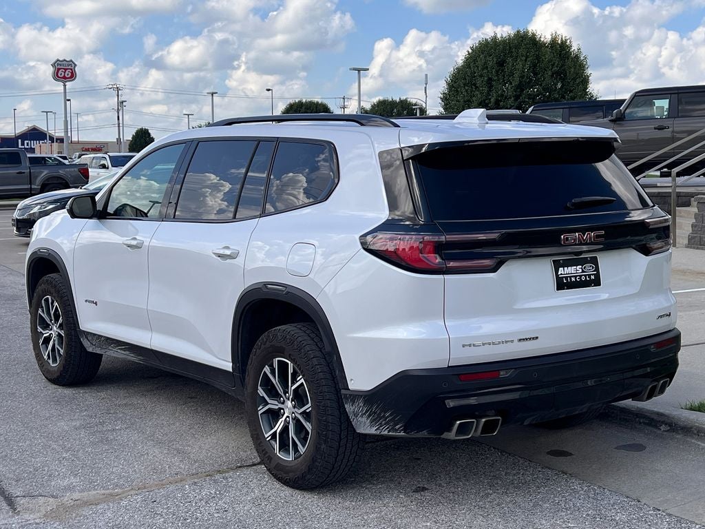 2024 GMC Acadia AT4