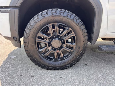 2025 GMC Sierra 2500HD AT4