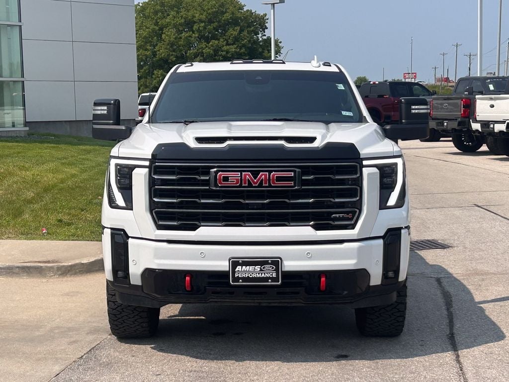 2025 GMC Sierra 2500HD AT4