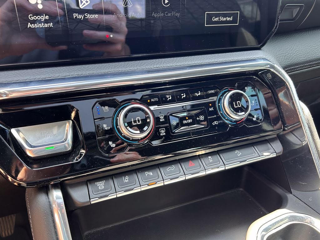 2025 GMC Sierra 2500HD Denali