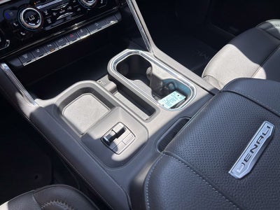 2025 GMC Sierra 2500HD Denali