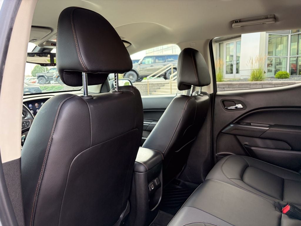 2022 GMC Canyon AT4 w/Leather