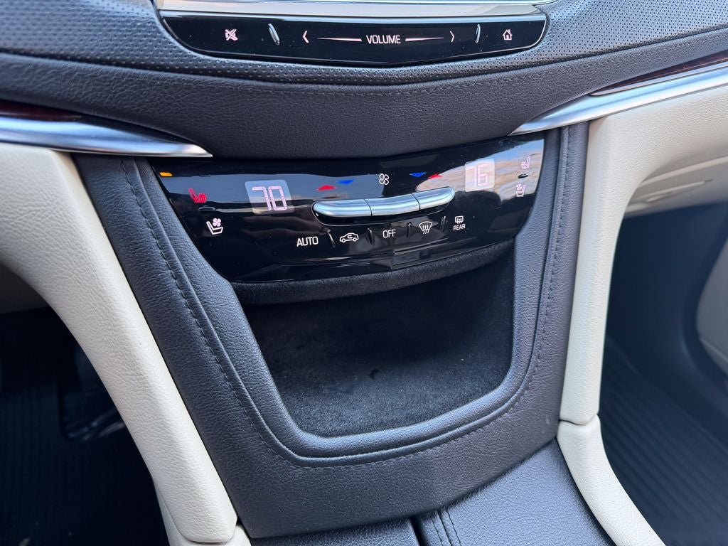 2017 Cadillac XT5 Premium Luxury