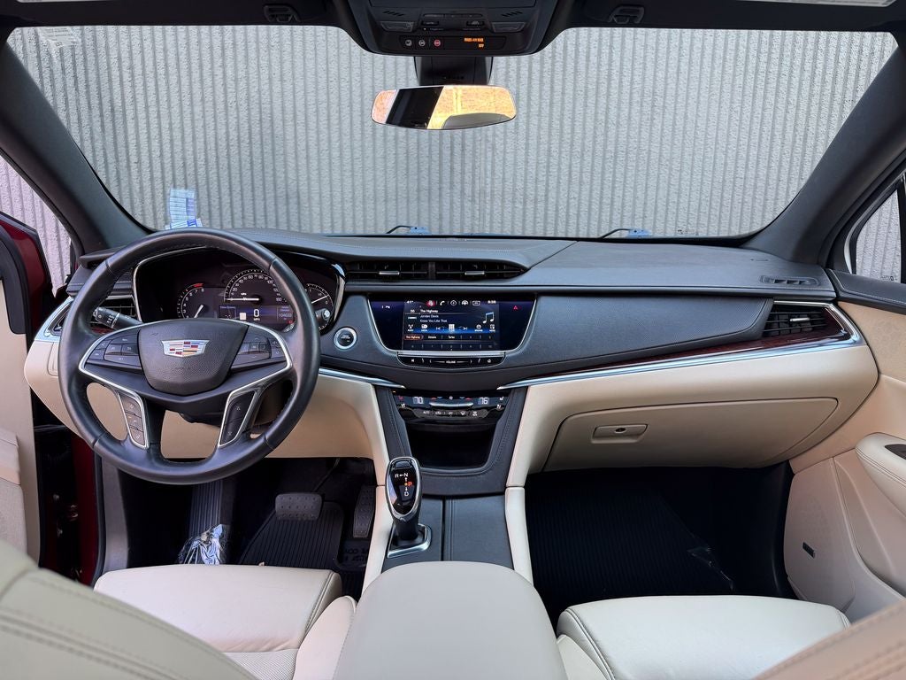 2017 Cadillac XT5 Premium Luxury