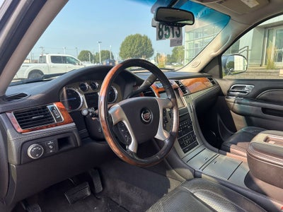2013 Cadillac Escalade ESV Platinum Edition