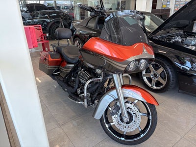 2013 Harley-Davidson Road Glide FLTRXS CVO