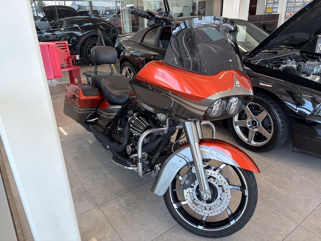 2013 Harley-Davidson Road Glide FLTRXS CVO