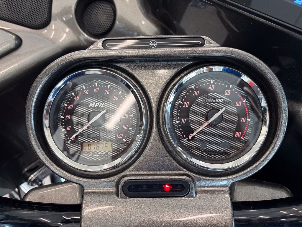 2013 Harley-Davidson Road Glide FLTRXS CVO