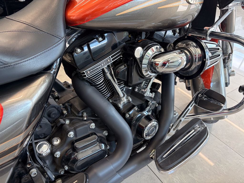 2013 Harley-Davidson Road Glide FLTRXS CVO