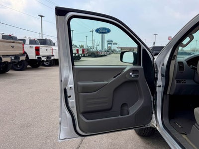 2016 Nissan Frontier SL