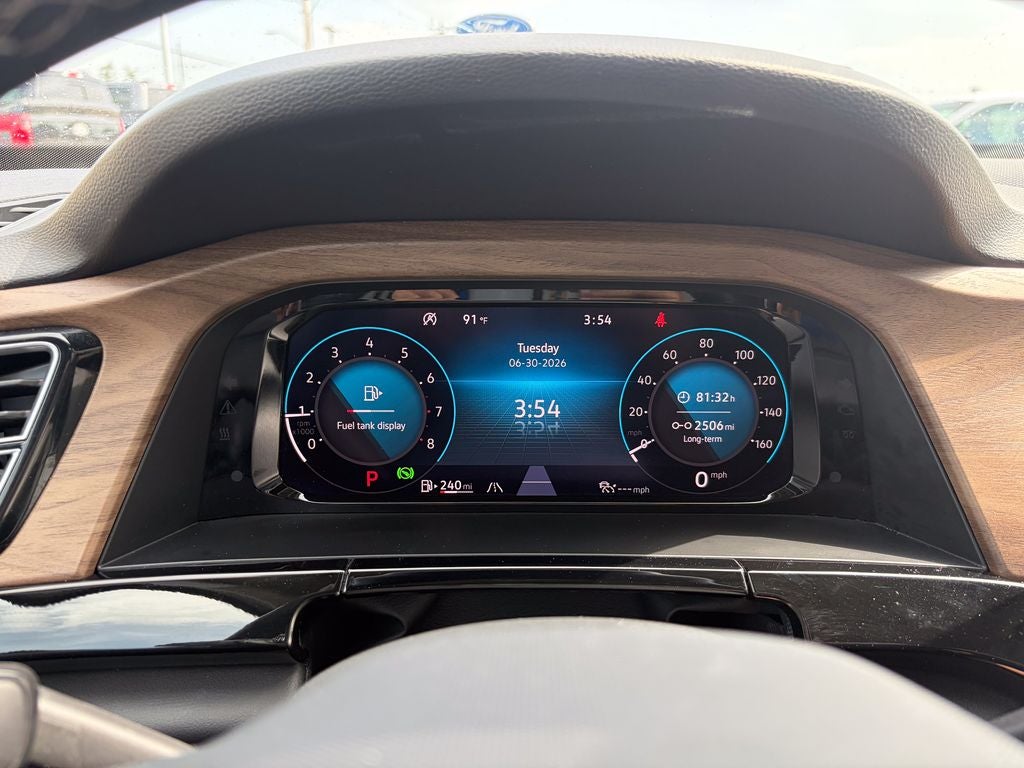 2025 Volkswagen Atlas 2.0T SE w/Technology