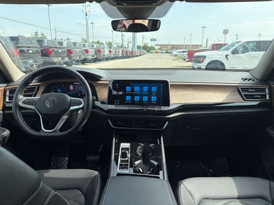 2025 Volkswagen Atlas 2.0T SE w/Technology
