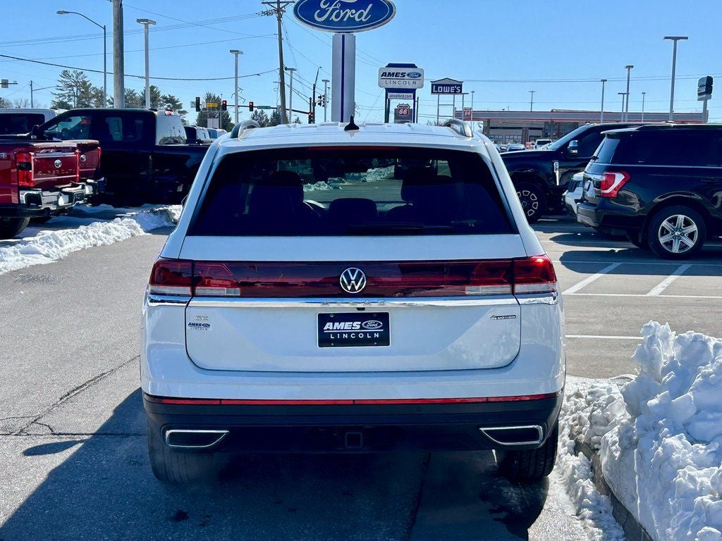 2025 Volkswagen Atlas 2.0T SE w/Technology