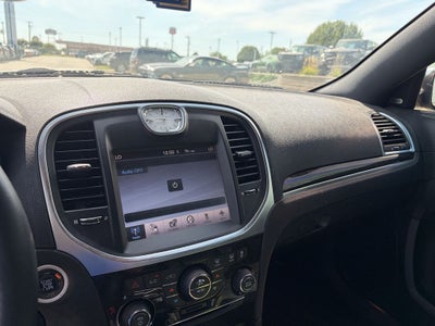 2011 Chrysler 300 Limited