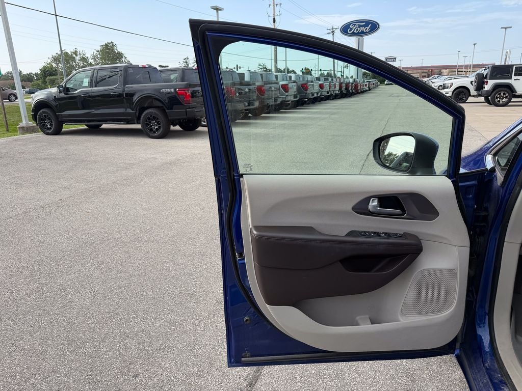 2018 Chrysler Pacifica L