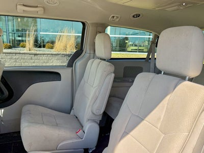 2012 Chrysler Town & Country Touring