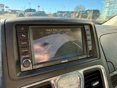 2012 Chrysler Town & Country Touring