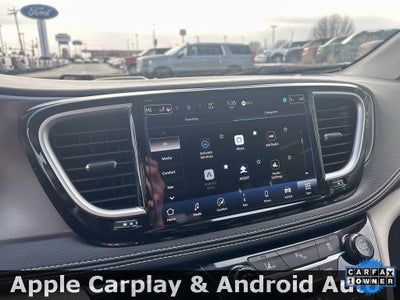 2024 Chrysler Pacifica Hybrid Select