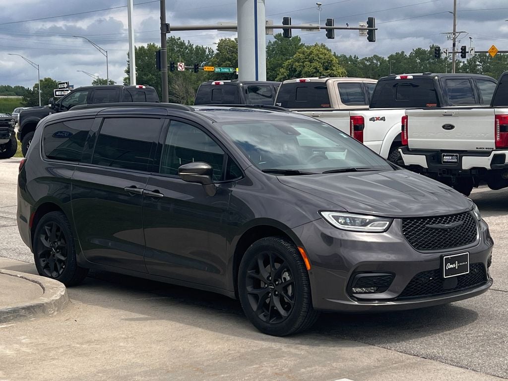 2022 Chrysler Pacifica Limited