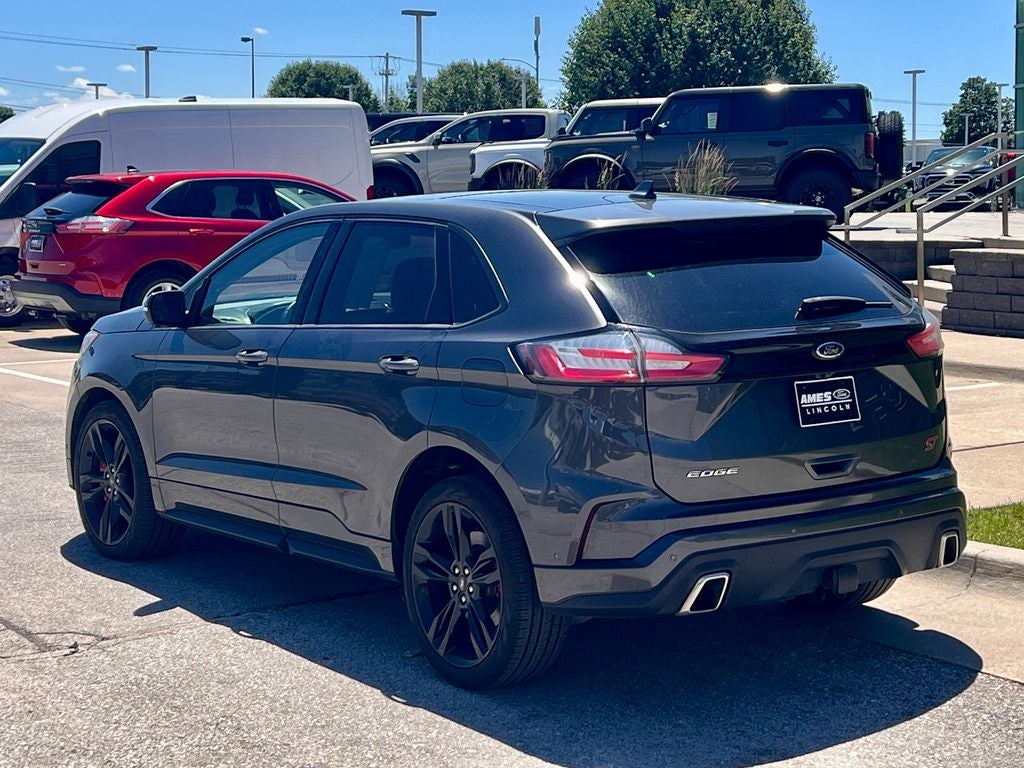 2020 Ford Edge ST