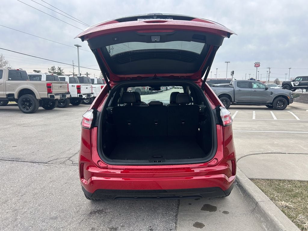 2023 Ford Edge ST Line