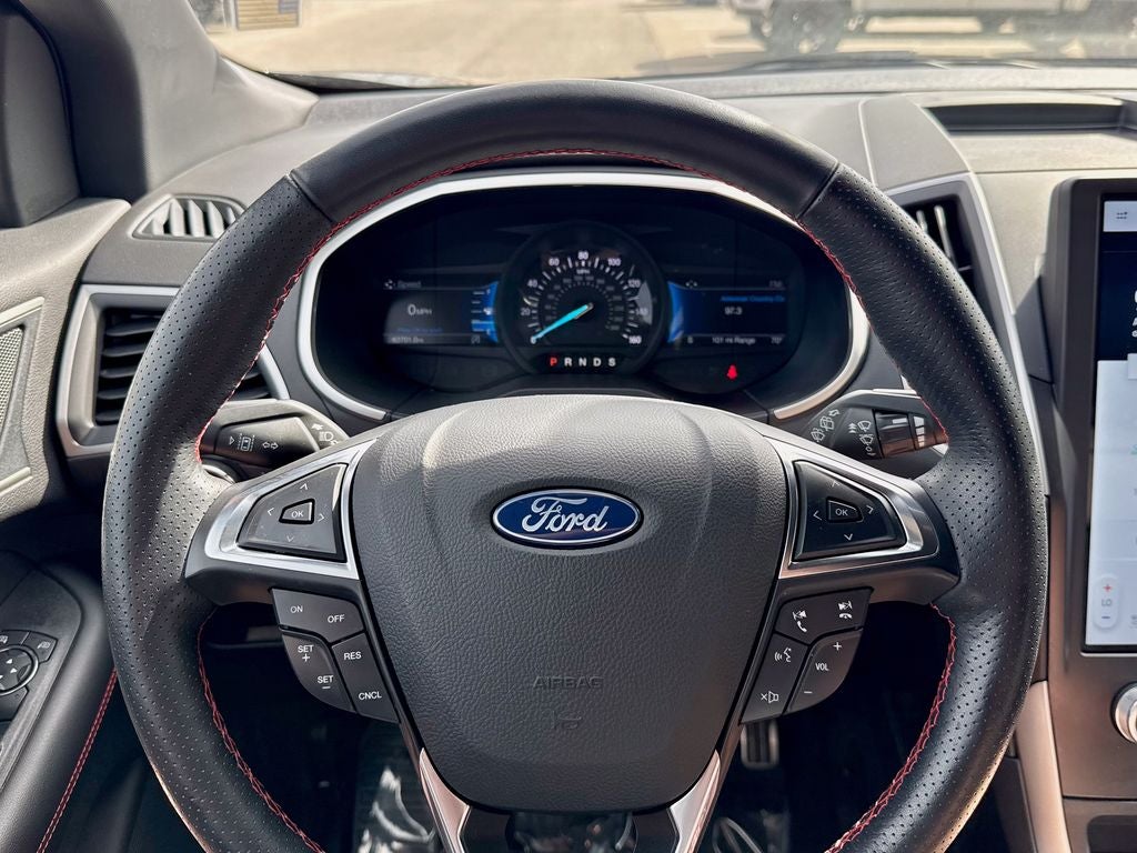 2021 Ford Edge ST Line