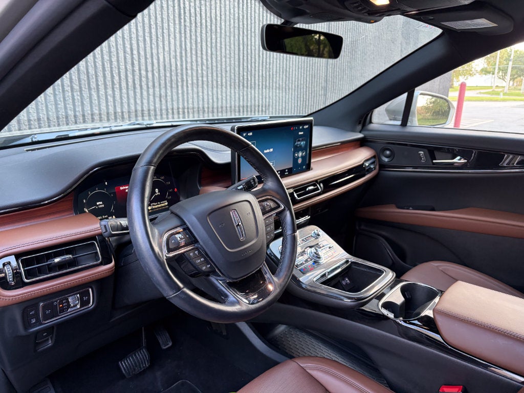 2023 Lincoln Nautilus Reserve