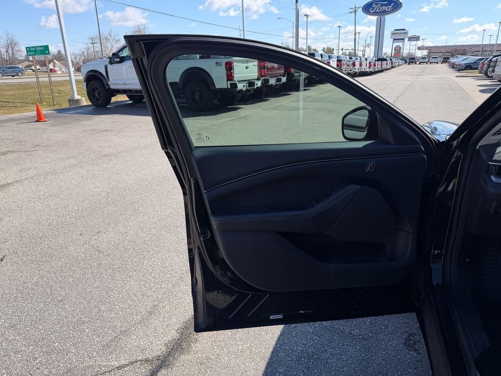 2023 Ford Mustang Mach-E Select