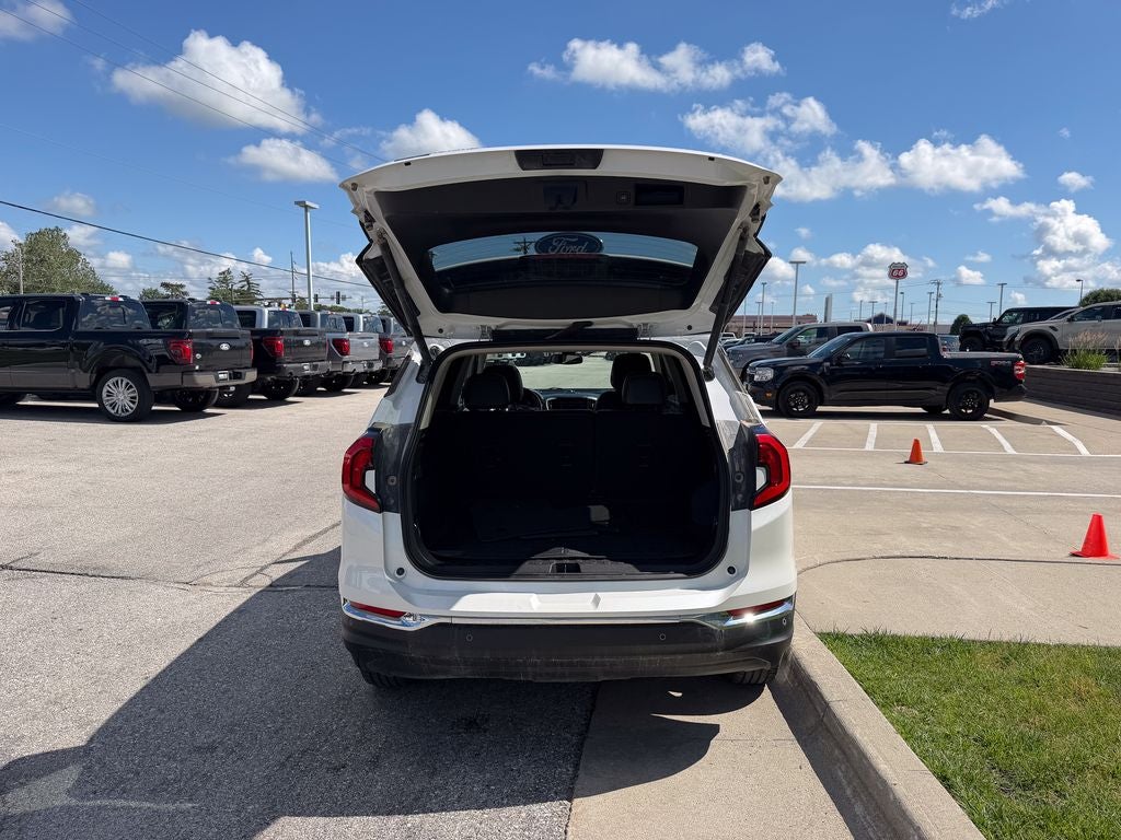 2021 GMC Terrain SLT