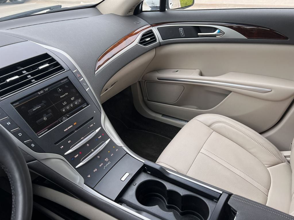 2016 Lincoln MKZ Reserve