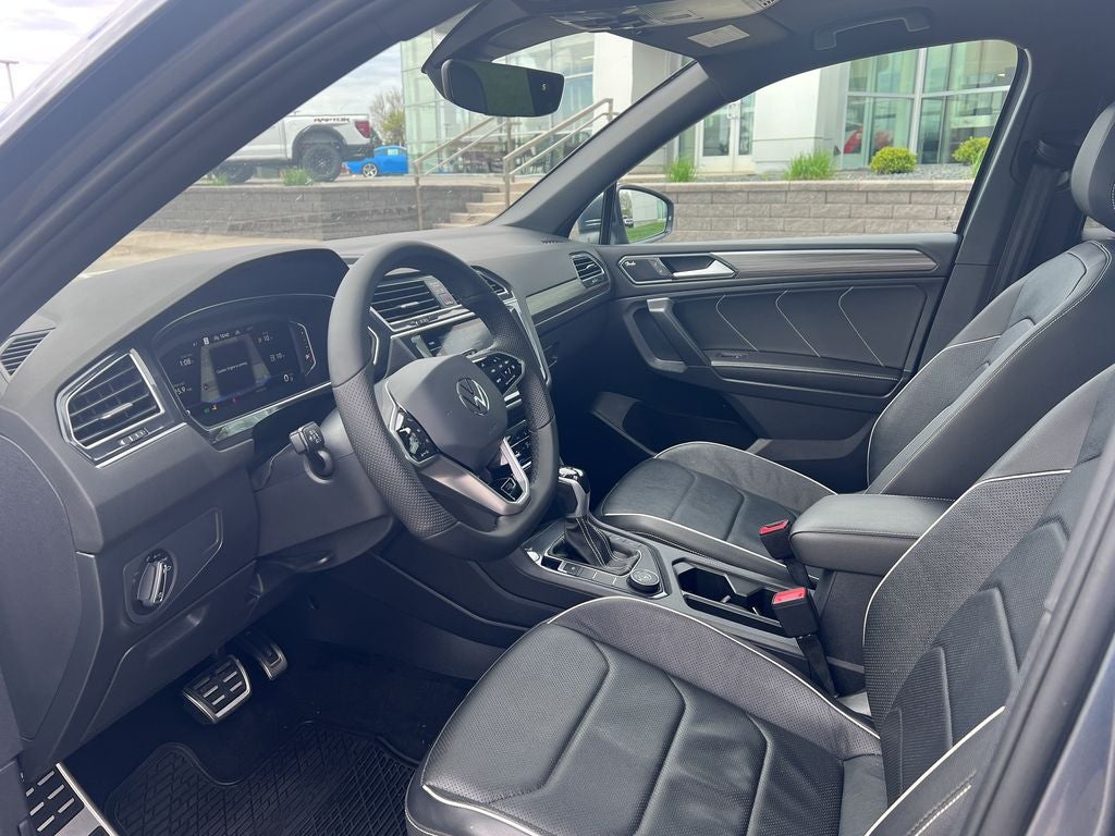 2022 Volkswagen Tiguan 2.0T SEL R-Line