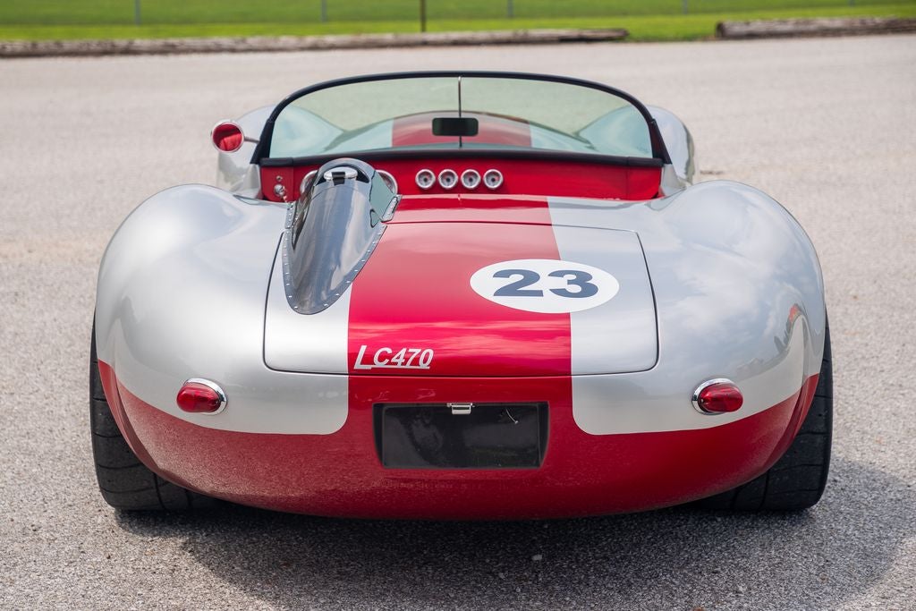 2010 Lucra LC470 Base