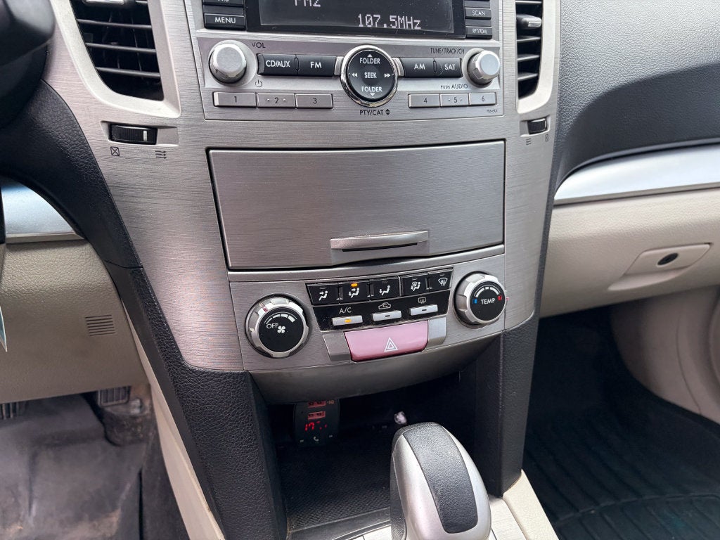 2010 Subaru Legacy 2.5i Premium