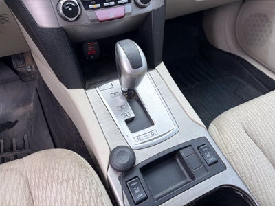2010 Subaru Legacy 2.5i Premium