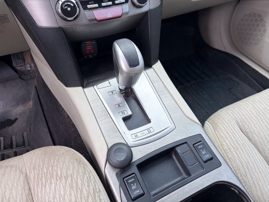 2010 Subaru Legacy 2.5i Premium