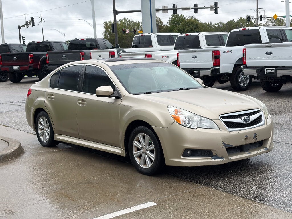 2010 Subaru Legacy 2.5i Premium