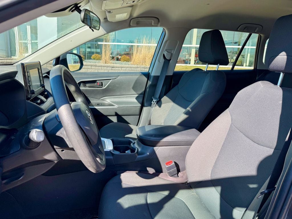 2021 Toyota RAV4 Hybrid LE