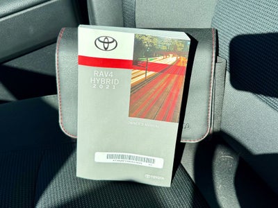 2021 Toyota RAV4 Hybrid LE