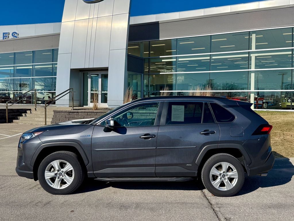 2021 Toyota RAV4 Hybrid LE