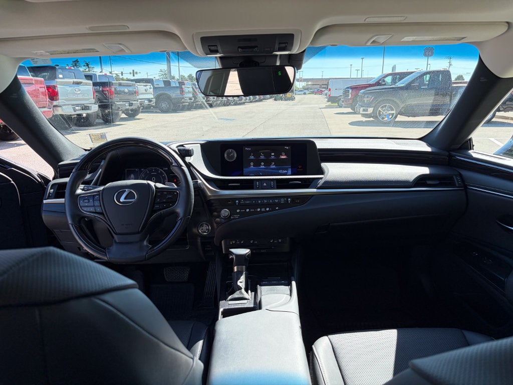 2021 Lexus ES 250