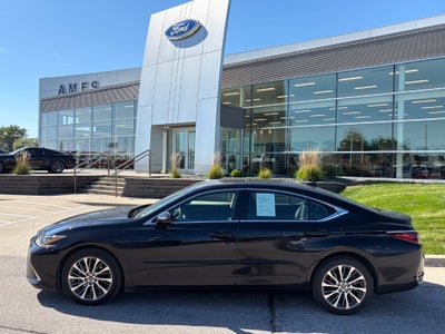2021 Lexus ES 250