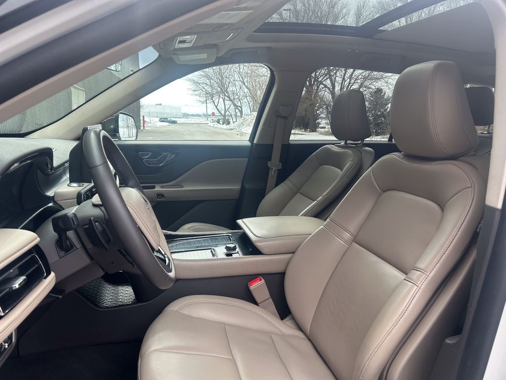 2023 Lincoln Aviator Standard