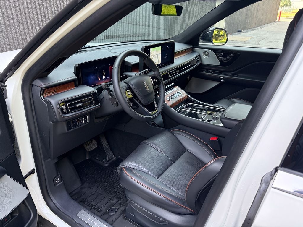 2025 Lincoln Aviator Black Label Premium