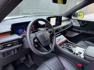 2025 Lincoln Aviator Black Label Premium