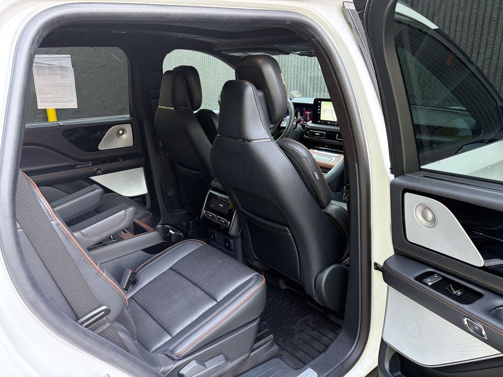 2025 Lincoln Aviator Black Label Premium