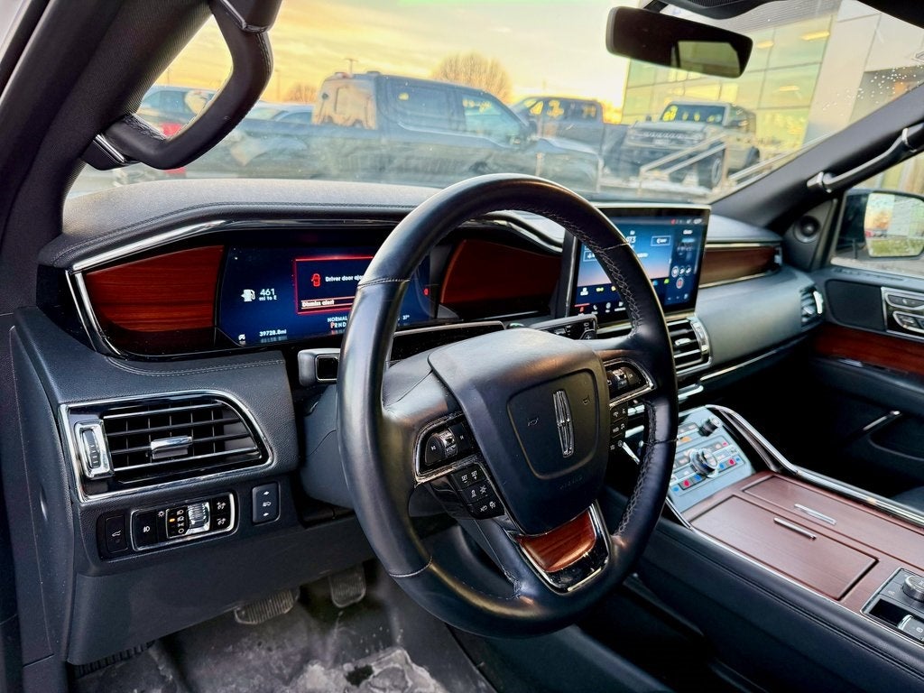 2023 Lincoln Navigator Reserve