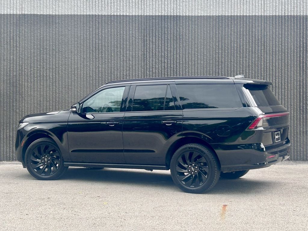 2025 Lincoln Navigator Reserve