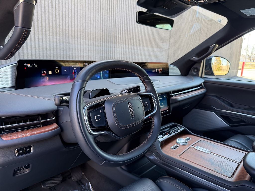 2025 Lincoln Navigator Black Label