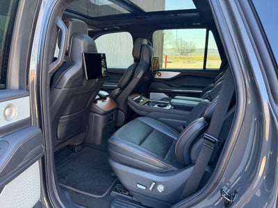 2025 Lincoln Navigator Black Label