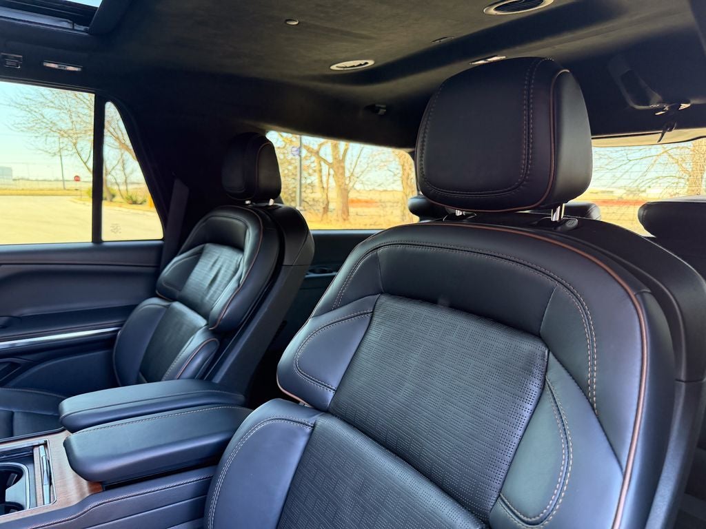2025 Lincoln Navigator Black Label